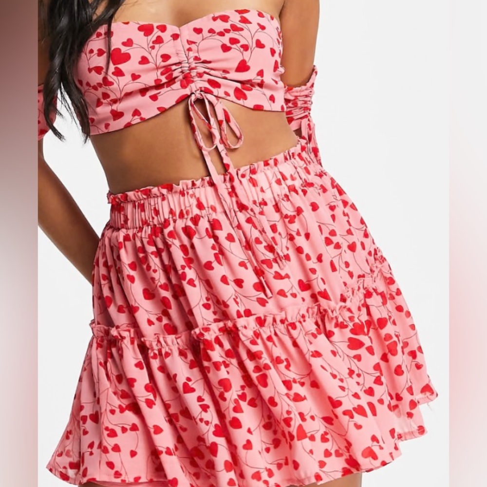 Missguided Set Petite Pink and Red Heart Bandeau Top Mini Skirt Two-Piece Size 0